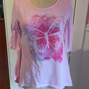 Pink 3/4 length sleeve shirt